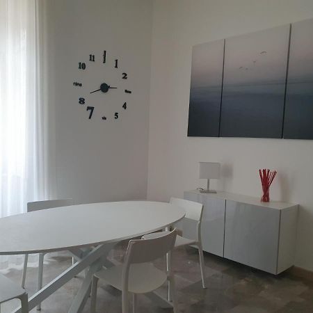 Papiro Blu Apartment Salerno Exterior foto