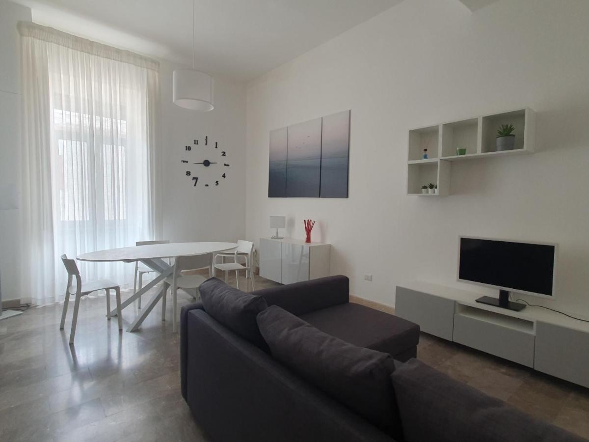 Papiro Blu Apartment Salerno Exterior foto